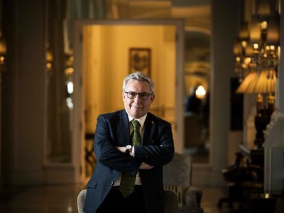 Ennio Vivaldi, rector de la Universidad de Chile,  durante la entrevista en un céntrico hotel de Madrid.