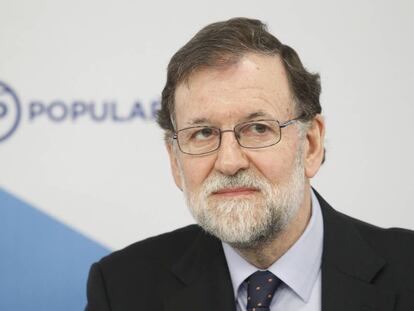 El presidente de Gobierno, Mariano Rajoy, en la sede del PP, este lunes.