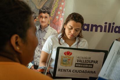 Campaña de registro al programa Renta Ciudadana, por Prosperidad Social, en la Alcaldía de Valledupar, Colombia. El 30 de septiembre 2024.