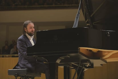 El pianista Daniil Trifonov, tocando en el Auditorio Nacional, en Madrid.