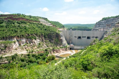 La construcción de la presa El Zapotillo en Jalisco.