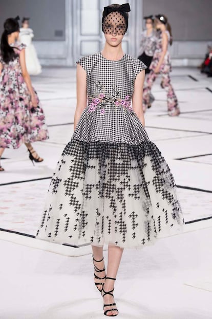 giambattista valli alta costura primavera 2015