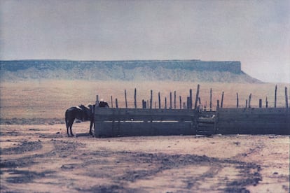 El territorio
de los indios navajos,
en el Estado de Nuevo México. Es uno de los lugares de EE UU donde la impresión de que el tiempo se ha detenido es más contundente.