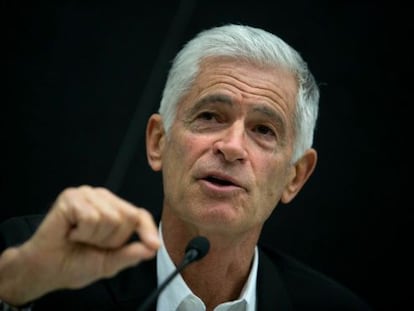 El fotoperiodista James Nachtwey, durante su &lsquo;master class&rsquo; en la Universidad de Navarra.