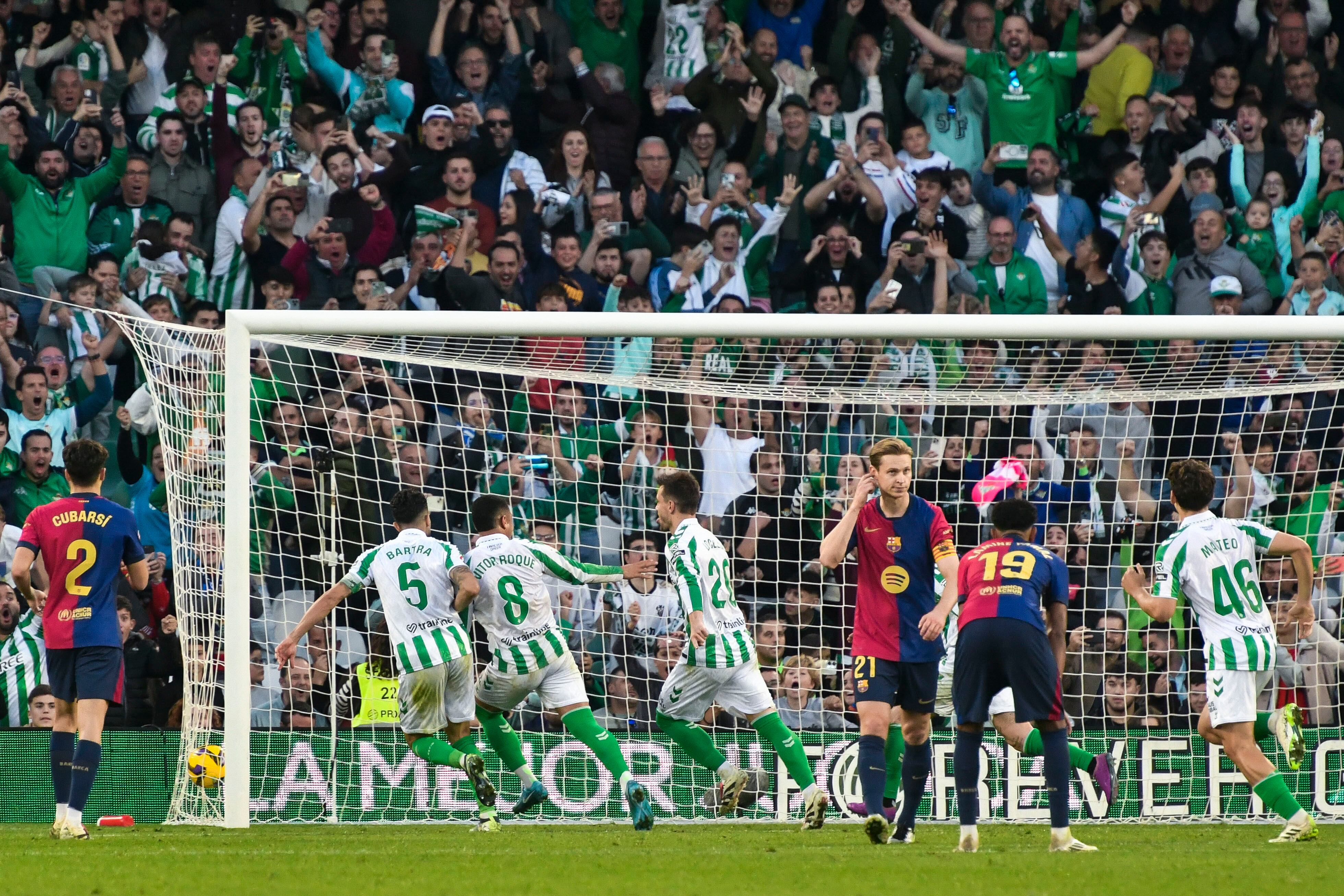 El Barça de Flick pasó a ser el Barça de Lamine y los azulgrana solo logran el empate ante el Betis