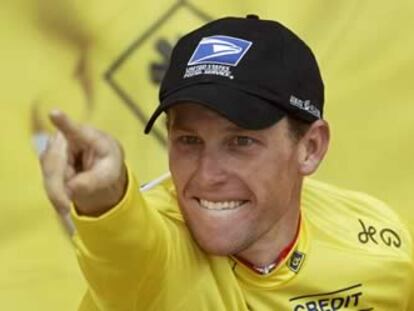 Armstrong celebra su triunfo tras su exhibición en Luz Ardiden.