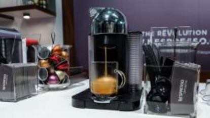 Nuevo modelo de c&aacute;psulas y cafeteras de Nespresso dise&ntilde;adas para los consumidores estadounidenses.