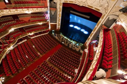 Vista da plateia do Theatro Municipal, que recebe até 1.400 pessoas.