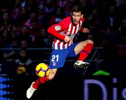 Lucas Hernández, durante un partido esta campaña contra el Getafe.