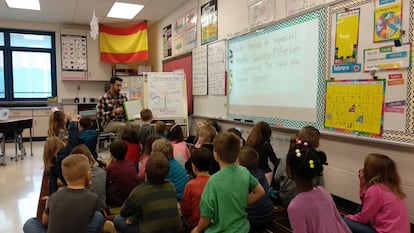 José Manuel García es profesor de español en Bowman Primary School, en Lebanon, Ohio (EE UU).