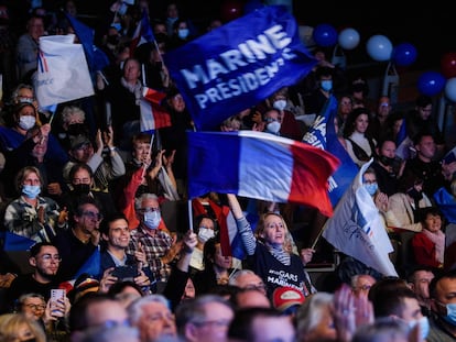 Manifestación del partido ultraderechista francés  Reagrupamiento Nacional, en febrero de 2022.