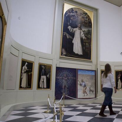 Una obra de Zurbarán junto a otra de Guillermo Pérez Villalta, en el Museo de Cádiz.