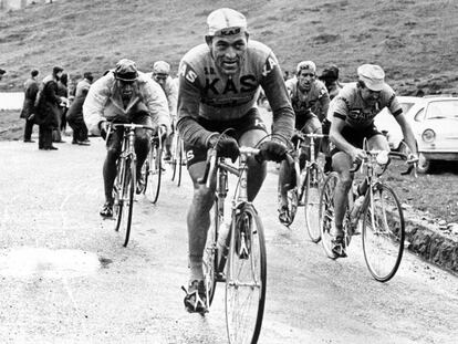 Antonio Gómez del Moral, con el maillot del Kas, en el Giro de 1967.