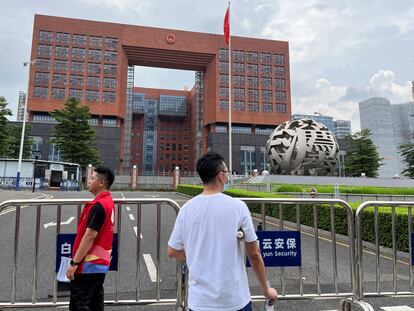 Exterior del Tribunal Popular Intermedio de Guangzhou, donde Huang Xueqin y Wang Jianbing han sido condenados este viernes.