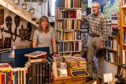 Librería Primera Página en Urueña (Valladolid), con Fidel Raso y Tamara Crespo. 