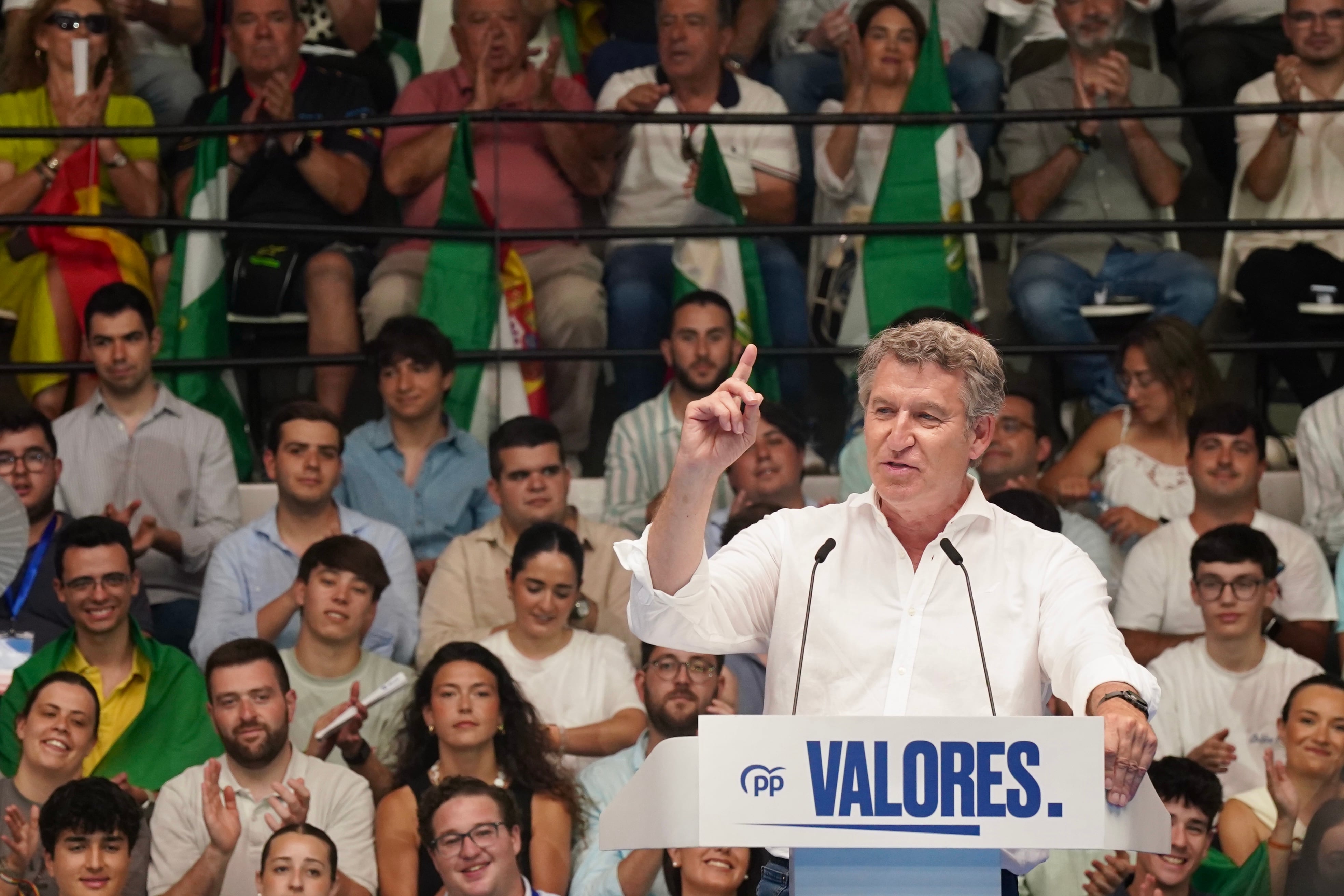 Feijóo hace un guiño progresista y plantea que el Estado pague la congelación de óvulos