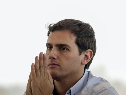 El presidente de Ciudadanos, Albert Rivera, al inicio hoy de la reuni&oacute;n de la Ejecutiva Nacional del partido. 