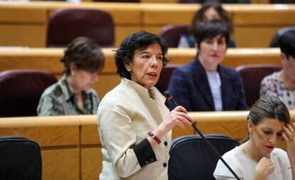 La ministra de Educación Isabel Celaá en el Senado el pasado martes.