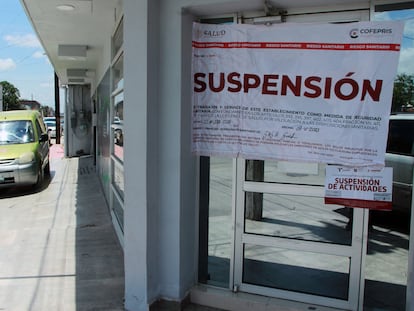 Una de las clínicas clausuradas en Matamoros por el brote de meningitis, el pasado 19 de mayo.