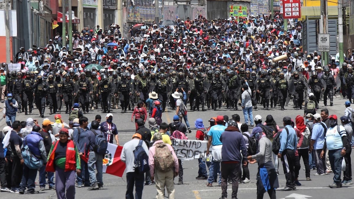 El Gobierno de Perú declara el estado de emergencia en todo el país ...
