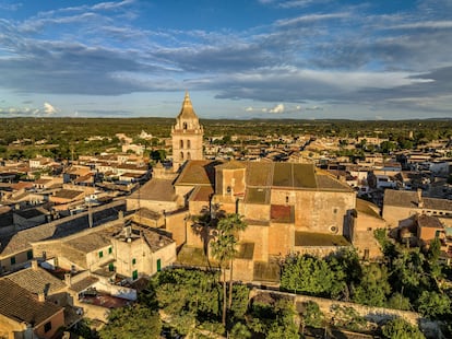 Vista aérea del pueblo de Sencelles, en la isla de Mallorca.