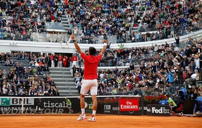 Djokovic celebra su triunfo contra Nadal.