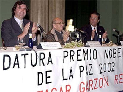 Imagen de la presentación oficial de la candidatura del juez Baltasar Garzón al Premio Nobel de la Paz 2002.