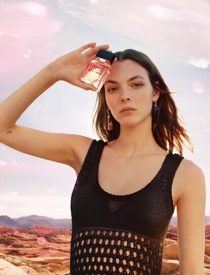 Así es la campaña de Arizona, el primer perfume de Proenza Schouler.
