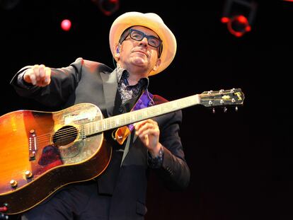 Elvis Costello, durante un concierto en Londres en 2014.