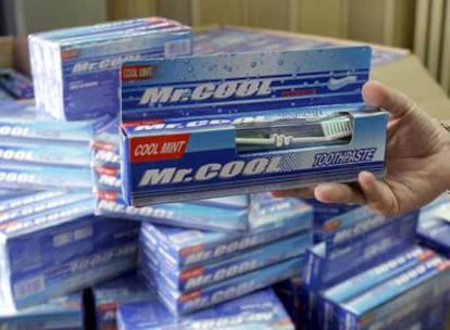 Tubos de pasta de dientes Mr. Cool. El dentífrico contenía dietileneglycol, un anticongelante que se utiliza en los líquidos para frenos, y era fabricado por una farmacéutica del norte de China.