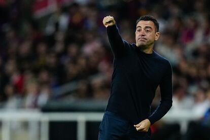 Xavi Hernández durante el partido entre el FC Barcelona y la Real Sociedad.