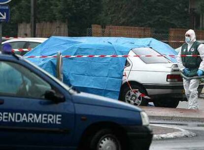 Lugar en el que el pasado día 1 fueron asesinados por ETA dos guardias civiles, en Capbreton (Francia).