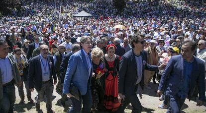 La alcaldesa de Madrid, Manuela Carmena, en la pradera de San Isidro el 15 de mayo de 2018.