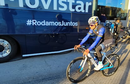 Alejandro Valverde, entrenando ayer en Calpe (Alicante) con el equipo Movistar.