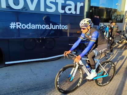 Alejandro Valverde, entrenando ayer en Calpe (Alicante) con el equipo Movistar.