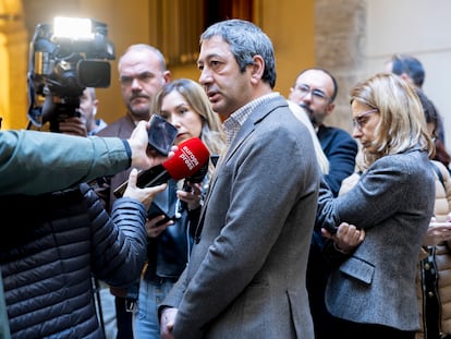 Vicente Barrera, durante su comparecencia ante los medios de comunicación, este martes, en la sede de la vicepresidencia de la Generalitat valenciana.