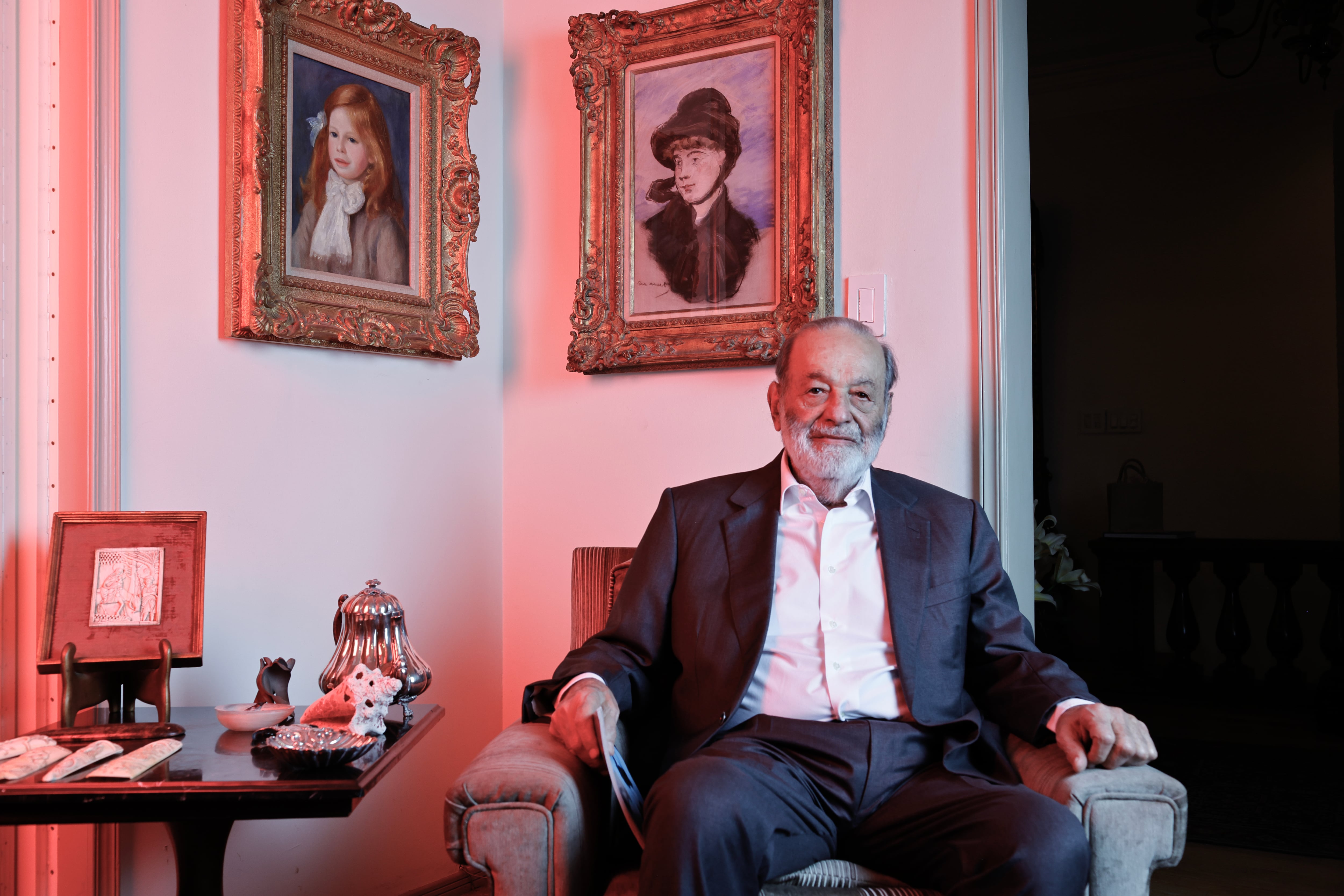 Carlos Slim en su casa en Ciudad de México, el 15 de abril 2026. 