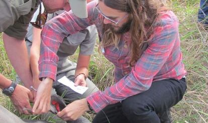 Jared Leto, durante su viaje Sudáfrica con WWF.