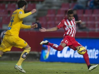 Ramalho marca el primer gol del Girona.