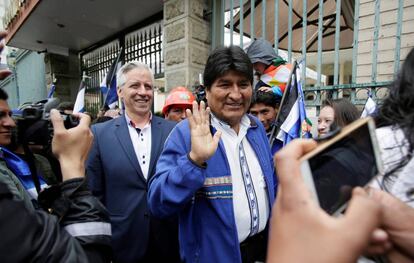 Evo Morales junto con el vicepresidente Álvaro García.