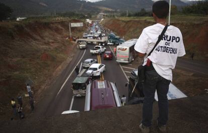 Miembro de autodefensa en Uruapan, Michoacán.