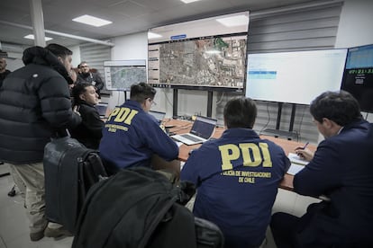 Fiscalía y Policía de Investigación de Chile trabajan para desarticular la red financiera Tren de Aragua.