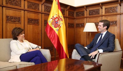 Santamaría y Casado, durante su entrevista en el Congreso.