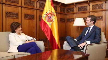 Santamaría y Casado, durante su entrevista en el Congreso el pasado verano.