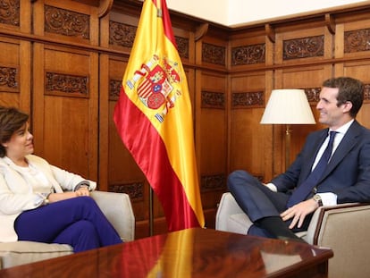 Santamaría y Casado, durante su entrevista en el Congreso.