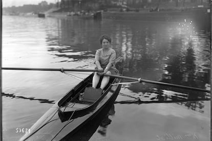 Alice Milliat, retratada mientras entrenaba en 1920.