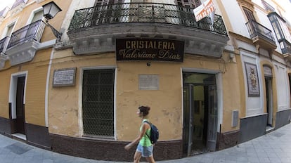 Casa natal de Luis Cernuda, en la calle Acetres de Sevilla.