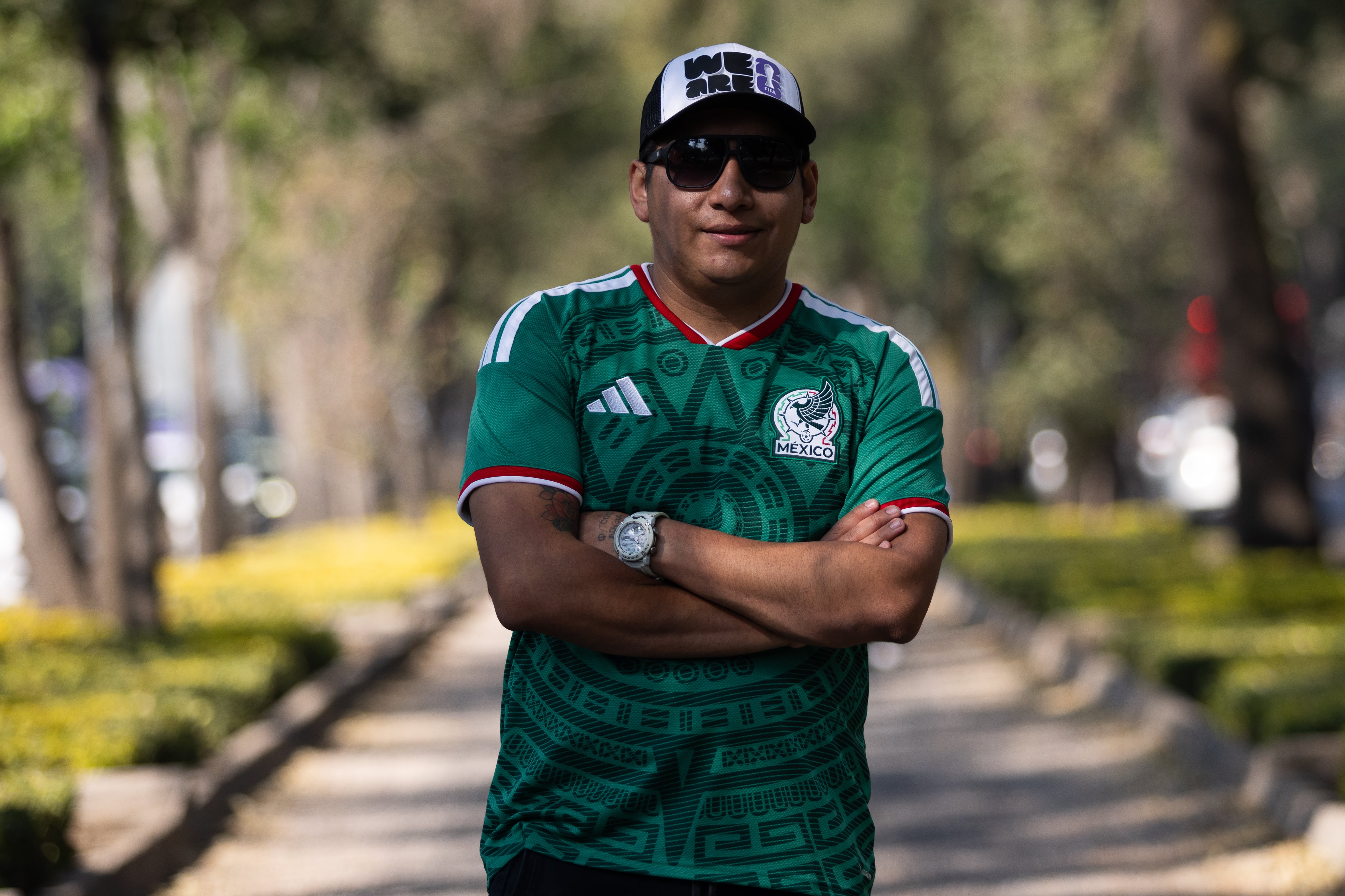 Carlos Morales, aficionado mexicano en Paseo de la Reforma.