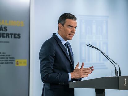 El presidente Pedro Sánchez, durante la rueda de prensa celebrada ayer después del primer Consejo de Ministros.