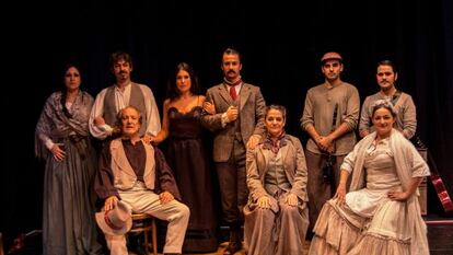 El elenco de actores de '1941. Bodas de Sangre', dirigida por Jorge Eines.